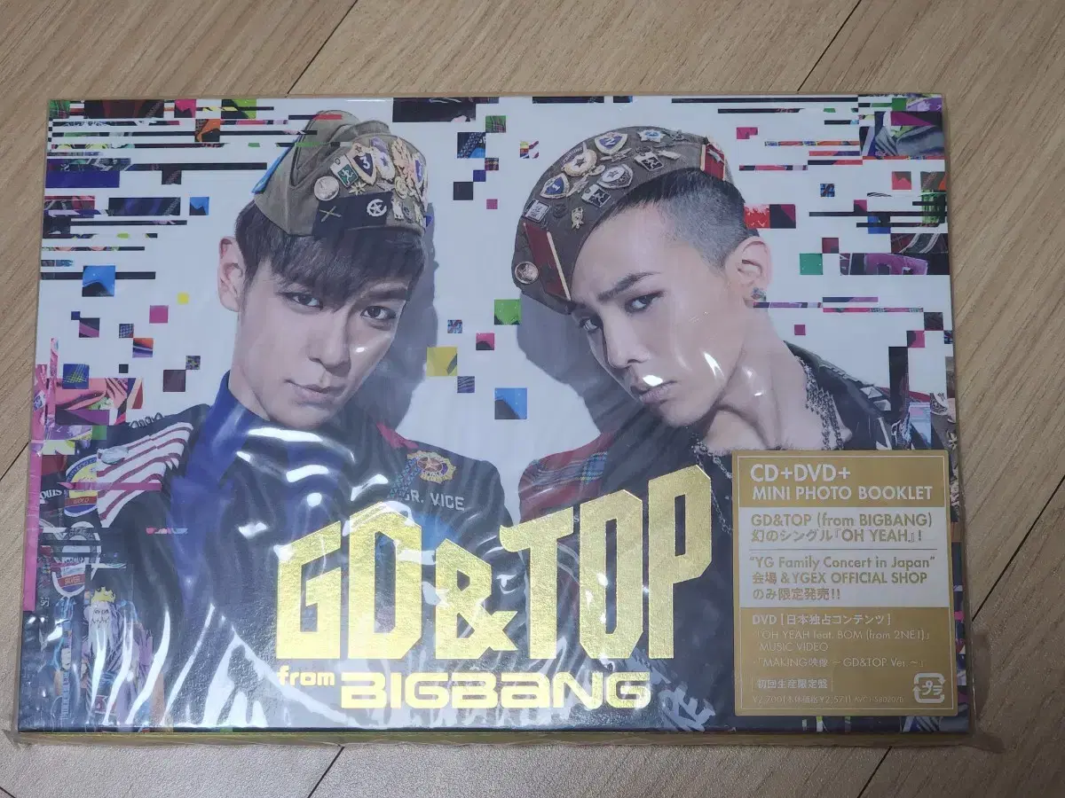 GD&TOP CD+DVD 初回生産限定 色紙BIGBANG G-DRAGON GD&TOP CD+DVD 初回生産限定 色紙BIGBANG G-DRAGON